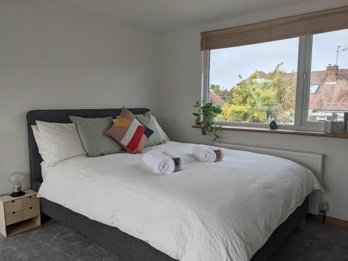 *Large Unique Retro Private Attic & Bathroom* Brighton Ngoại thất bức ảnh